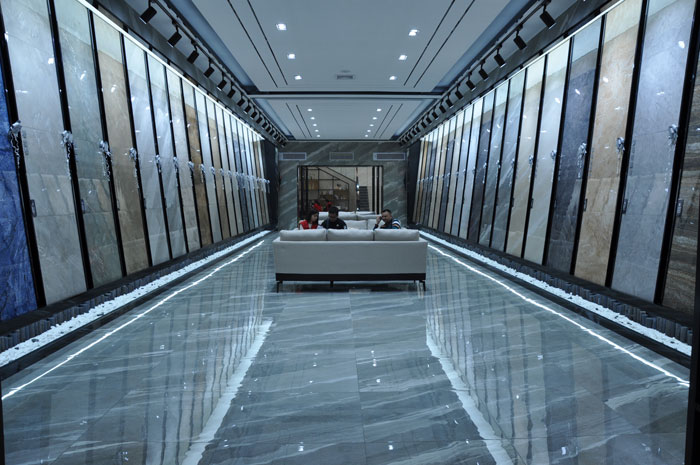 “一帶一路  設計營銷”，與O2O零售新模式攜手，2017年，金艾陶將勇往直前，開拓新戰場！